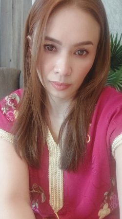 Experience Unforgettable Moments with Wakana Scarlet Tonight