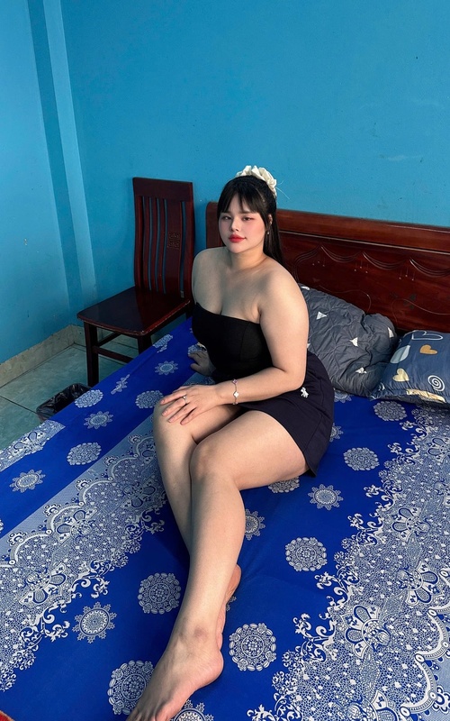 Experience Unforgettable Moments with Ayane Lux by Your Side 1 Mis Fotos