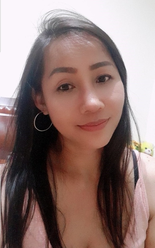 Experience Unforgettable Moments with Emi Velvet’s Enchanting Presence